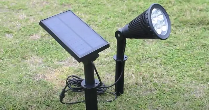 easily portable solar dusk to dawn lawn lamp